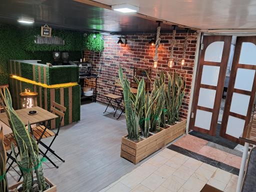 عکس کافه رستوران کدبانو