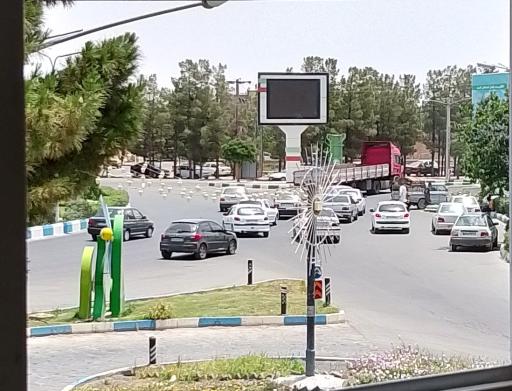 عکس میدان معلم