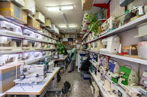 عکس فروشگاه و تعمیرگاه چرخ خیاطی سبحان