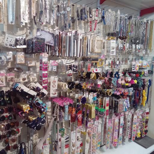 عکس فروشگاه لوازم تولد و اسباب بازی و خرازی و اکسسوری جزیره