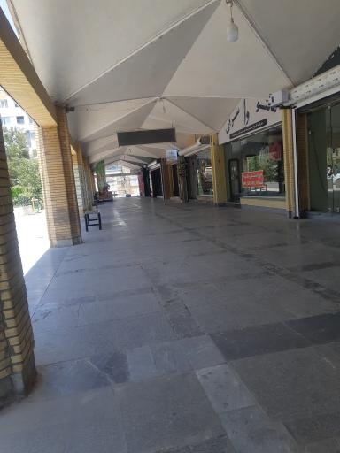 عکس بازار خرازی