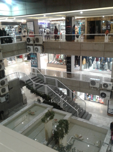 عکس مجتمع تجاری پارک