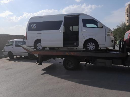 عکس تعمیرگاه هایس کاران