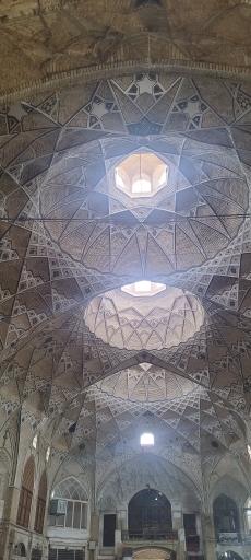 عکس تیمچه بزرگ بازار قم