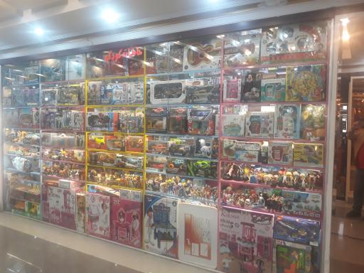 عکس فروشگاه خاطرات کودکی