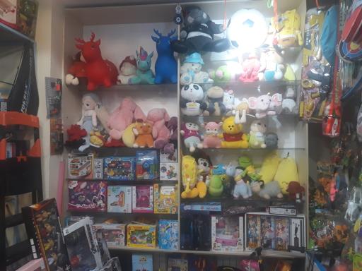 عکس فروشگاه خاطرات کودکی