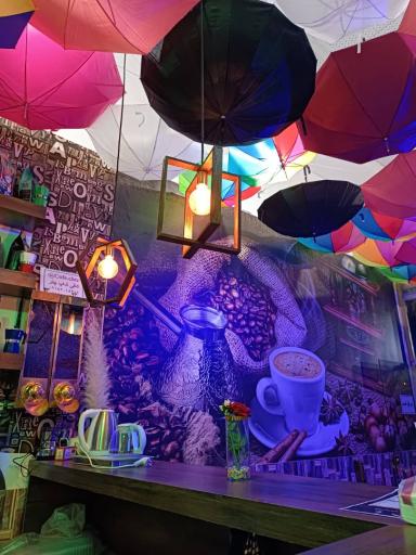 عکس کافی شاپ چتر