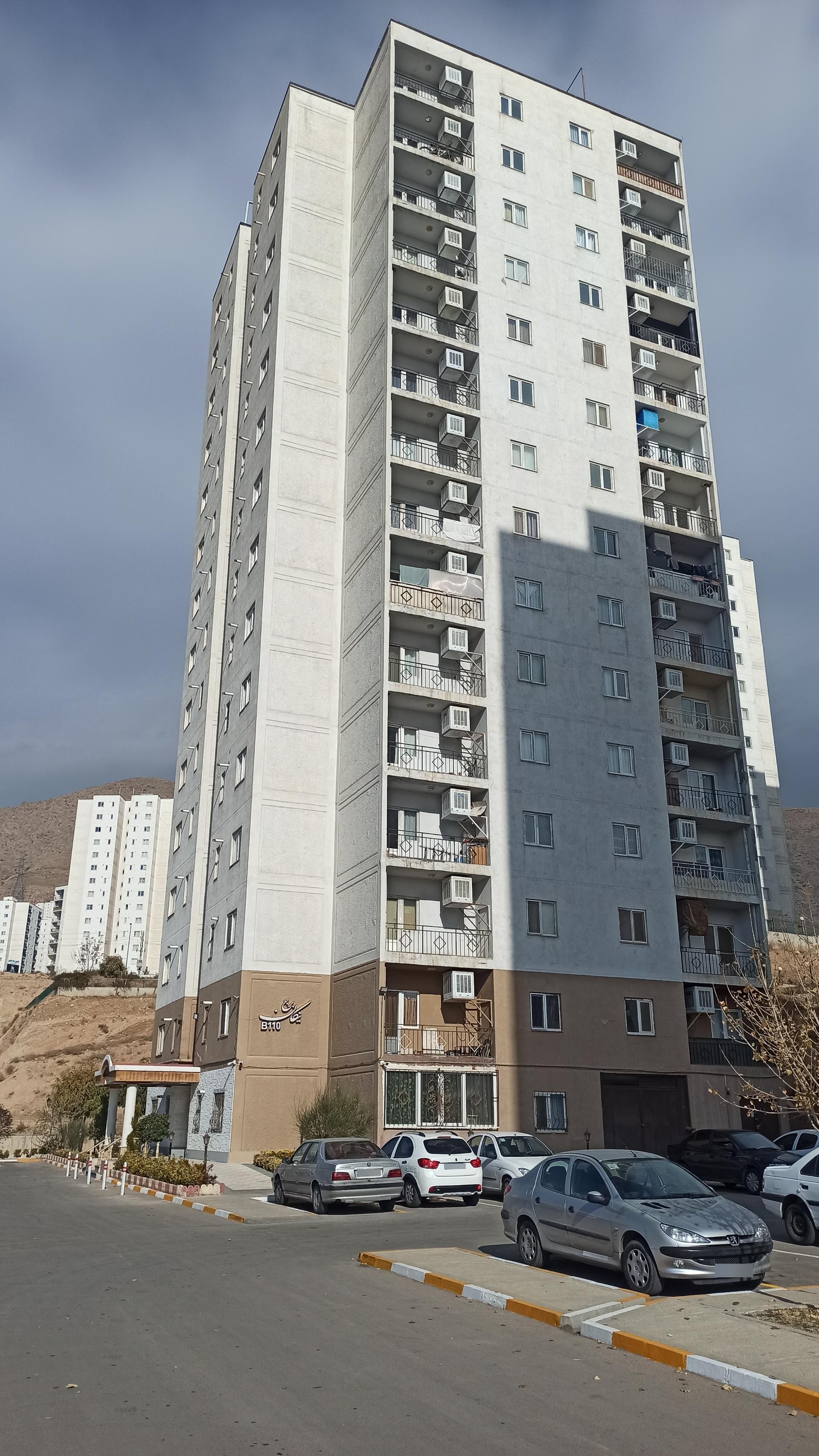 عکس برج نیکان(بلوک ۱۱۰)