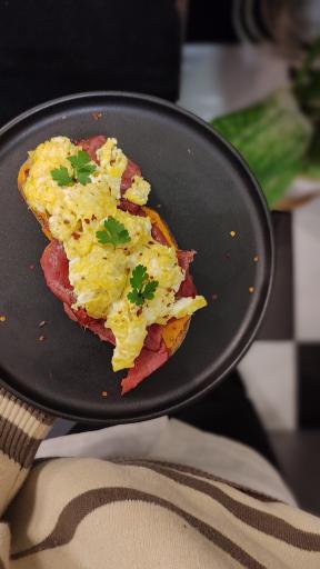 عکس کافه بیکری گرانسا