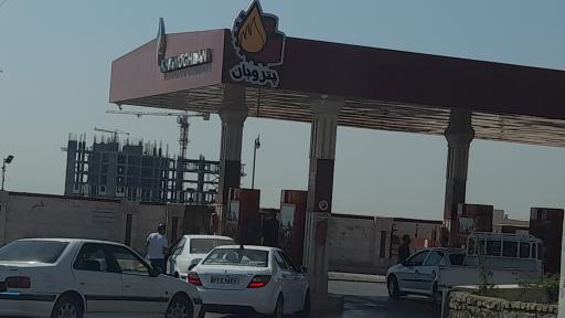 عکس جایگاه سوخت محمودآباد