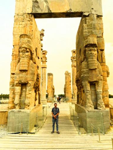 عکس پارک حاشیه‌ای تخت‌جمشید