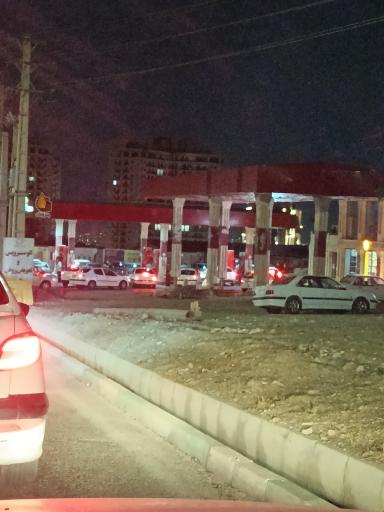 عکس جایگاه سوخت خان اوغلان