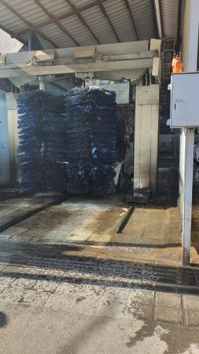 عکس کارواش لوکس کارز