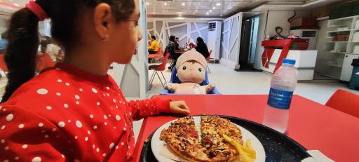 عکس فست فود نیک شام پلاس