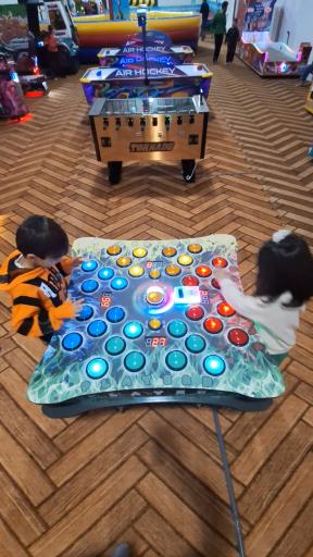 عکس شهربازی ستاره شمال 