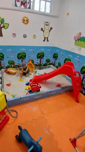 کودکستان و خانه بازی روشان