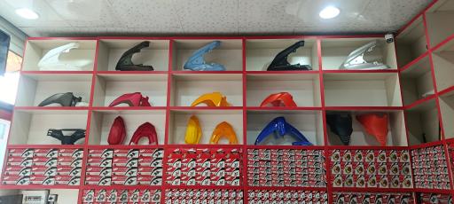 عکس لوازم یدکی موتورسیکلت های بیکلاچ برادران حضرتی