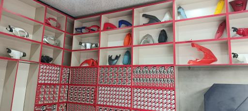 عکس لوازم یدکی موتورسیکلت های بیکلاچ برادران حضرتی