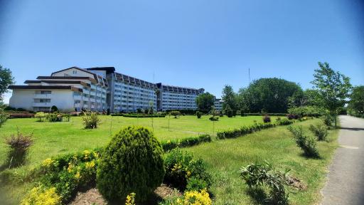 عکس مجتمع آموزشی فرهنگی و رفاهی زیباکنار