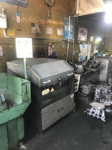 عکس تراشکاری و جوشکاری وحدت