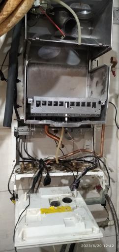 عکس تعمیر پکیج و کولر گازی آریانوین