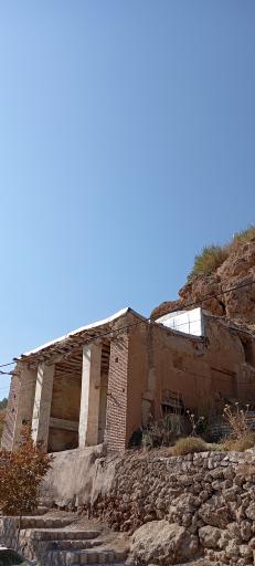 عکس زیارتگاه حاج کمال