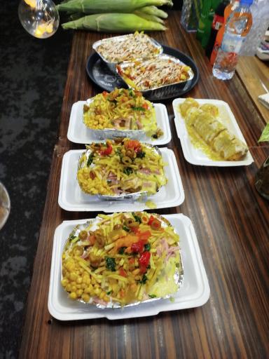 عکس کافه فست فود دورهمی