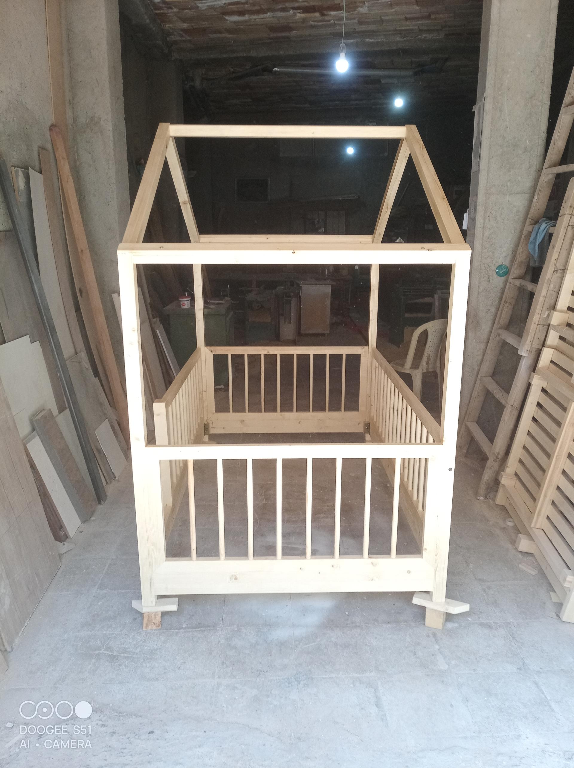 عکس کارگاه نجاری آجرلو 