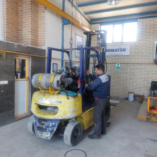 عکس لیفتراک آسیا