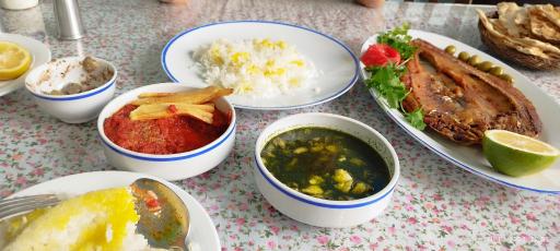 عکس کافه رستوران سنتی خونه آقا بزرگ