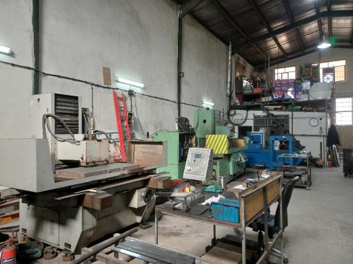 عکس شرکت تیغه های صنعتی تفتان