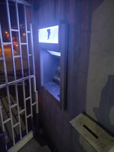 عکس خودپرداز بانک ملی