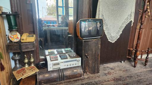عکس کافه رستوران سنتی خونه آقا بزرگ