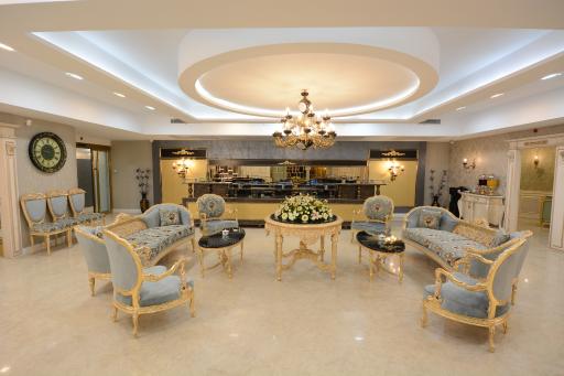 عکس درمانگاه تخصصی پوست و مو آرتا