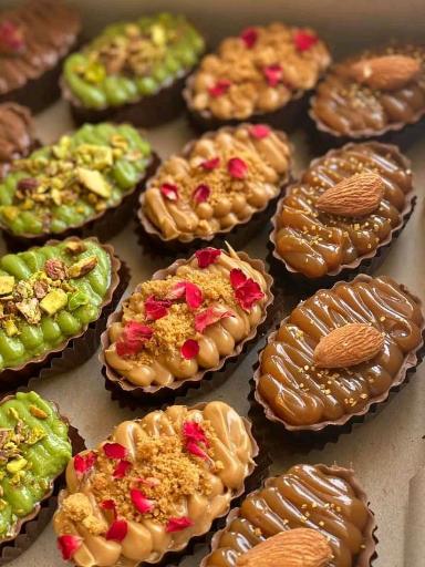 عکس کافه قنادی دانژه