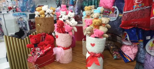 عکس تم تولد و گل آرایی پارادایس