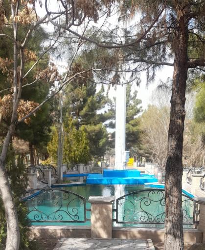 عکس میدان منظریه