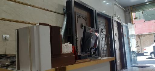 عکس درب اتاق و ضدسرقت نژادی