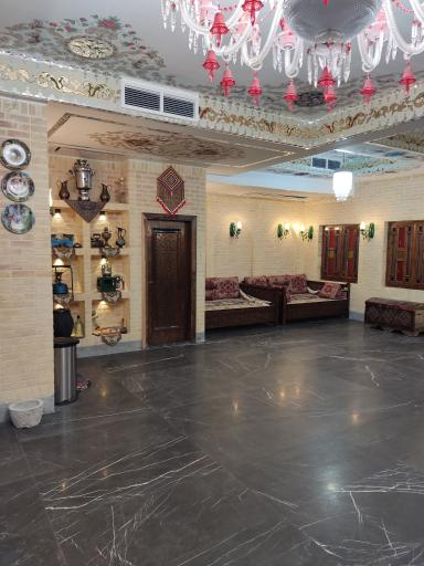 عکس رستوران تک