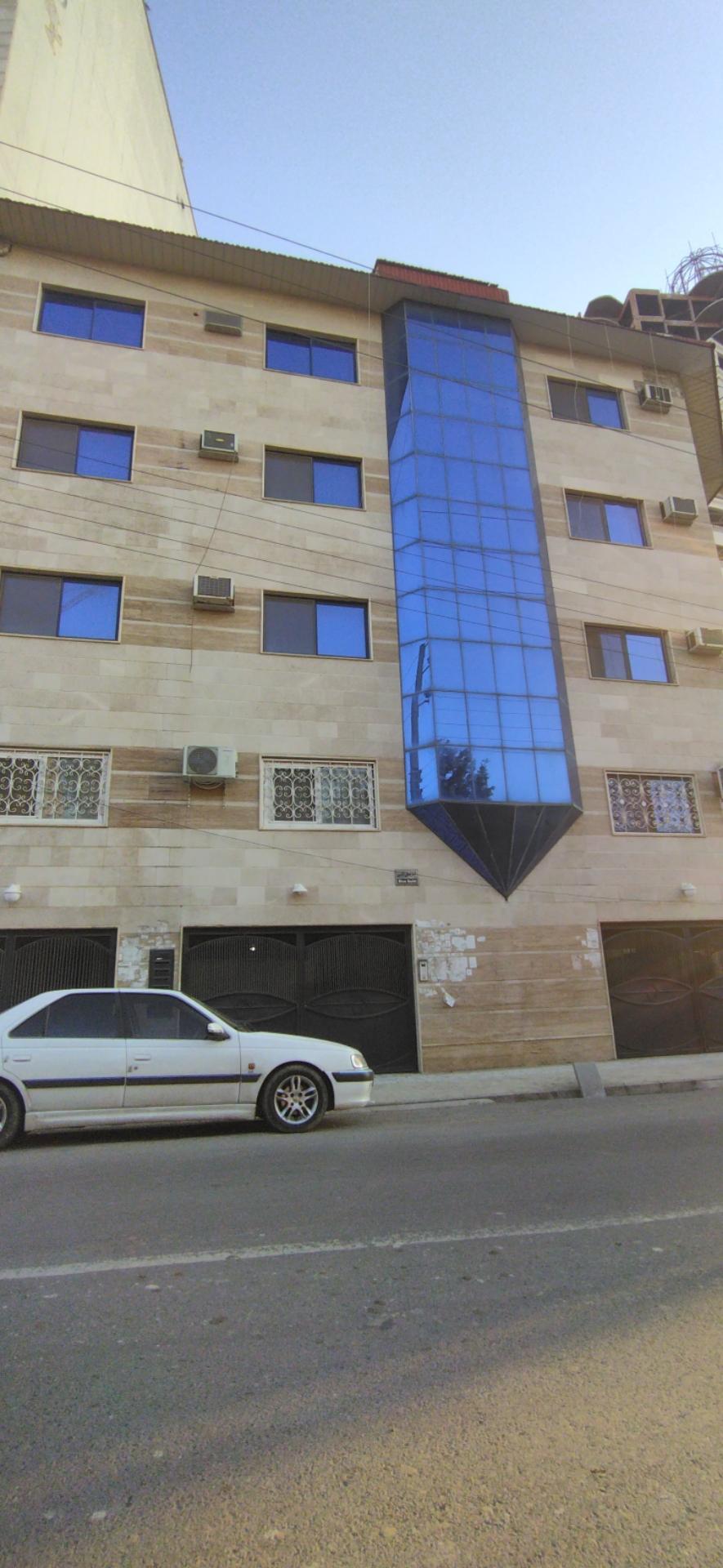 عکس مجتمع مسکونی آبی