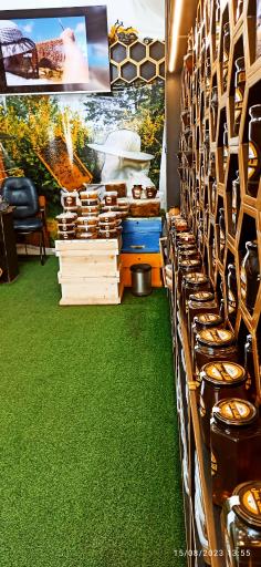 عکس فروشگاه آقای عسل کوهستان