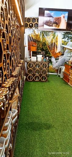 عکس فروشگاه آقای عسل کوهستان