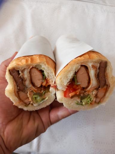 عکس ساندویچی آیهان