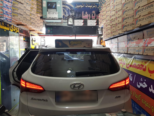 عکس شیشه دودی و اسپرت رضا