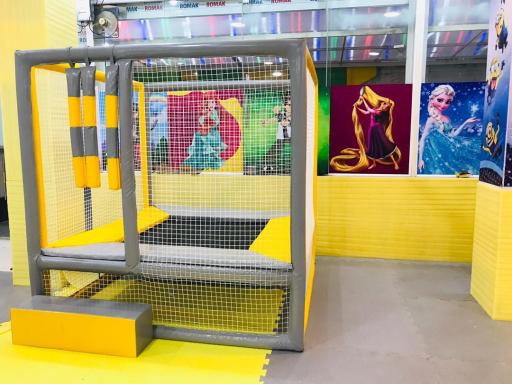 عکس خانه بازی پونیو