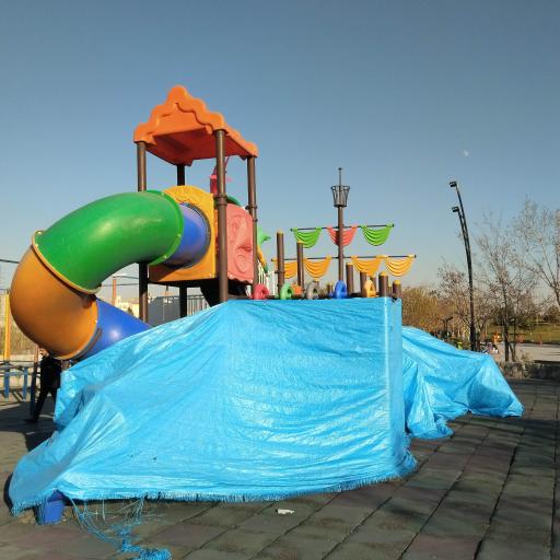 عکس زمین بازی کودکان