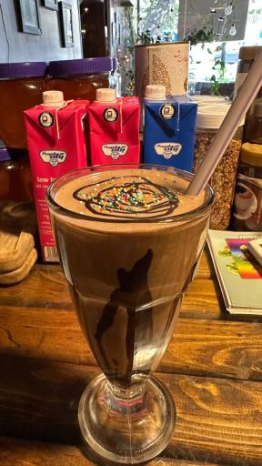 عکس کافه چوب