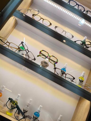 عکس دکتر عینک