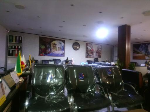 عکس گروه مشاورین املاک خوش یمن