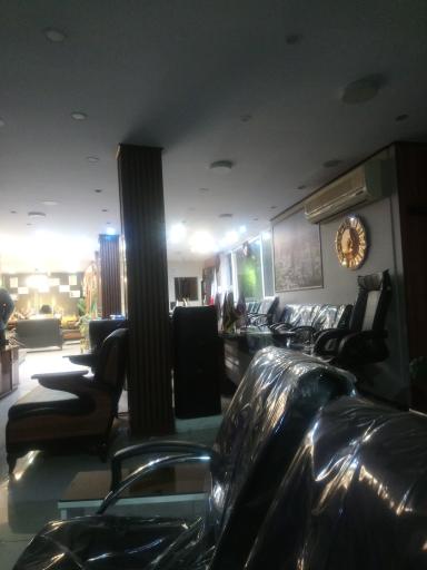 عکس گروه مشاورین املاک خوش یمن